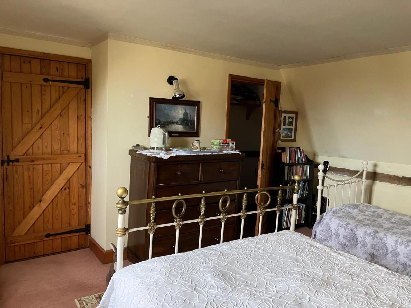 Thatched Homestay Cheveley