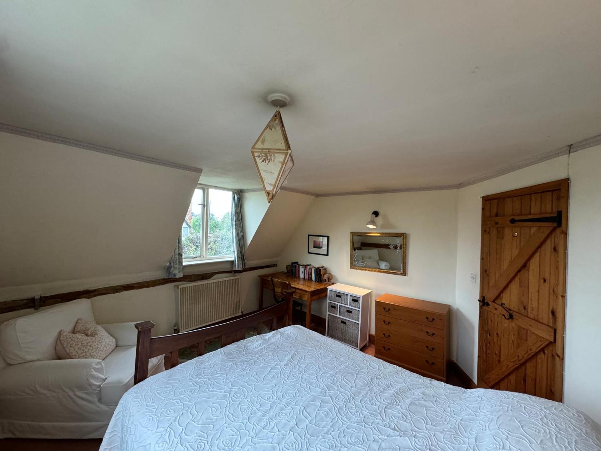 Homestay Thatched